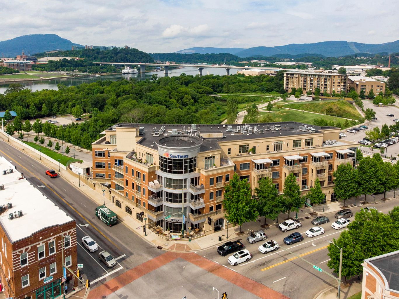 North shore chattanooga busy